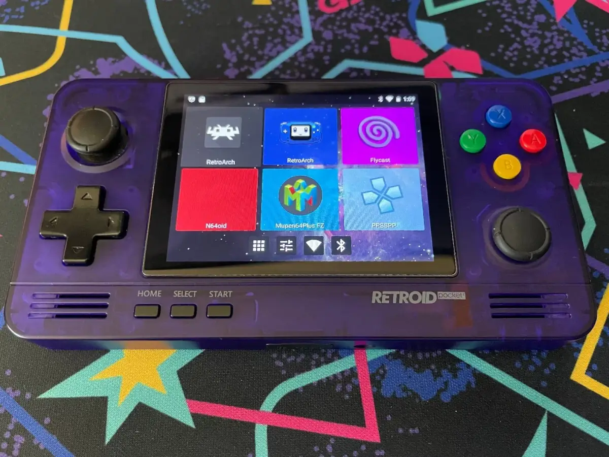 Handheld Review: The Retroid Pocket 2+ — FlatFootFox