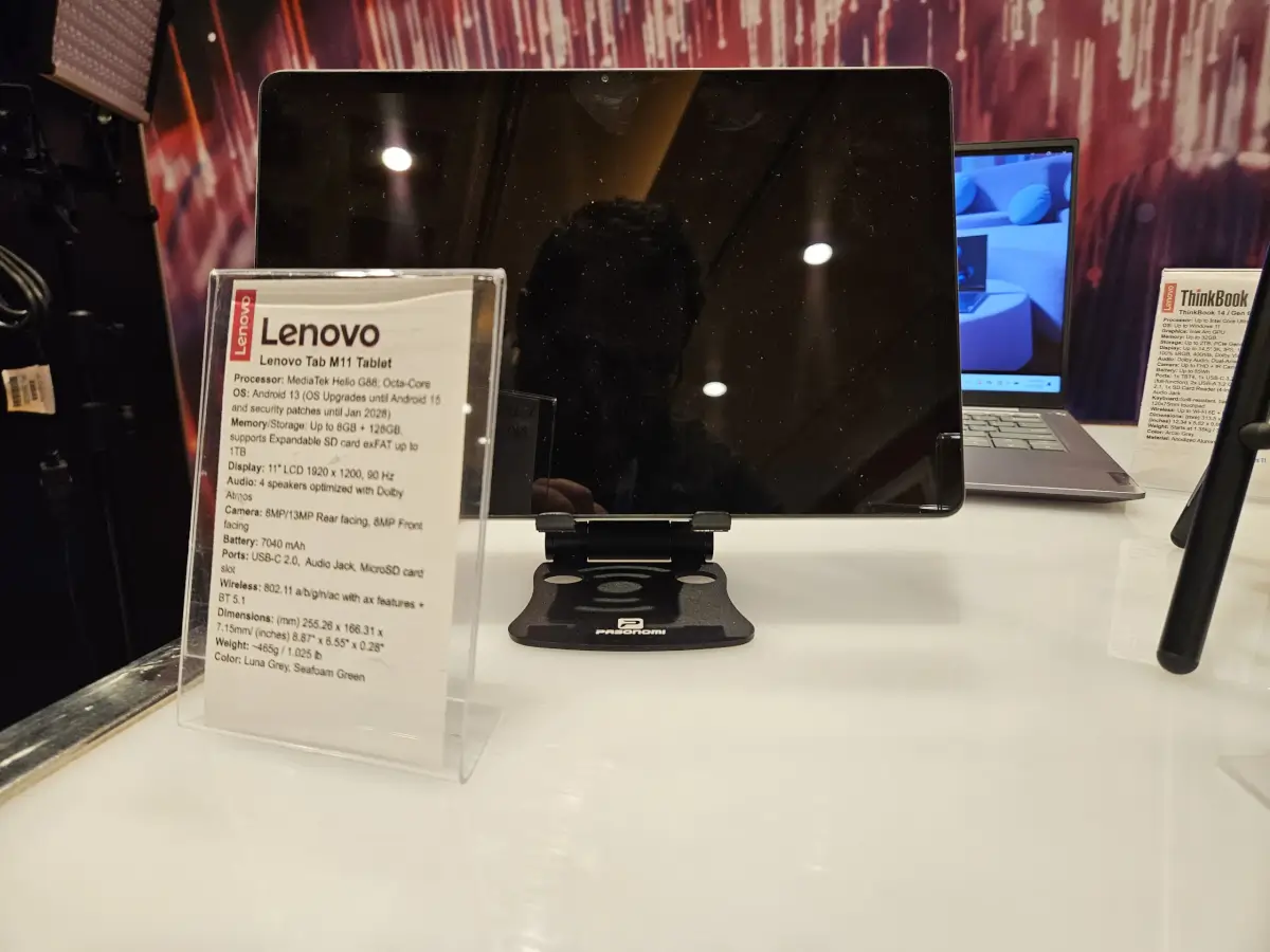Lenovo M11 Tablet - CES