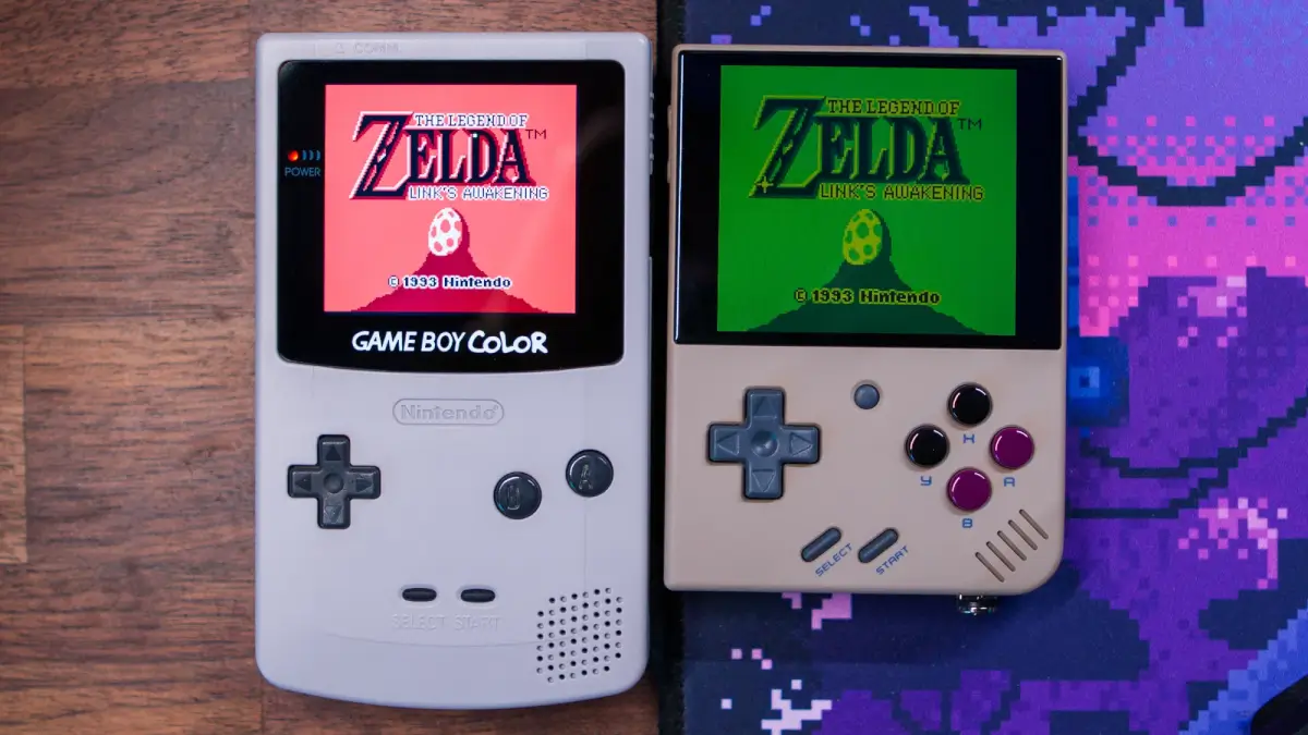 OLED Game Boy Color and Miyoo Mini Plus playing Links Awakening